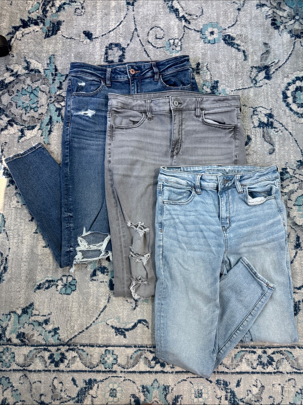 Women's Skinny Jeans Trio â Light Wash, Gray & Dark Blue, Bulk Set Some Ripped